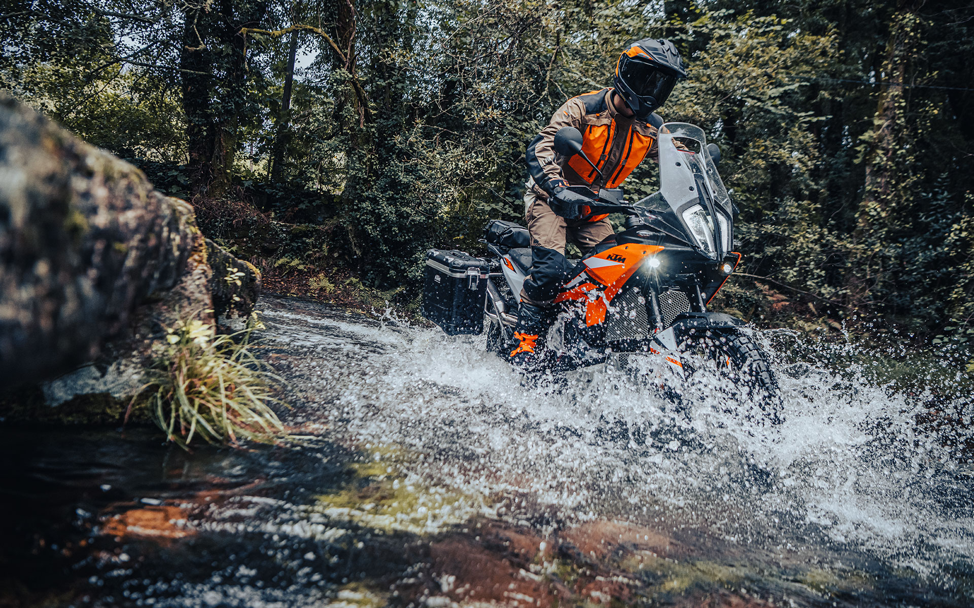 KTM 890 ADVENTURE 2024